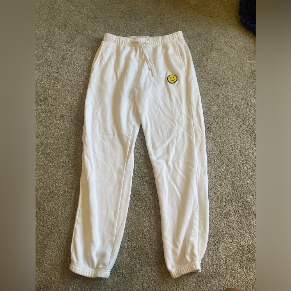Gilly Hicks Hollister Smiley Face White Joggers Sweatpants